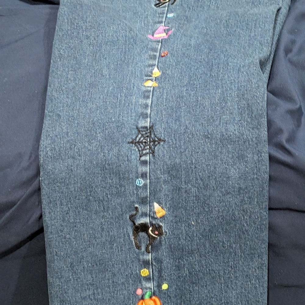 EUC Vintage Quacker Factory Halloween jeans, pants.Worn once. EUC. - Picture 3 of 9